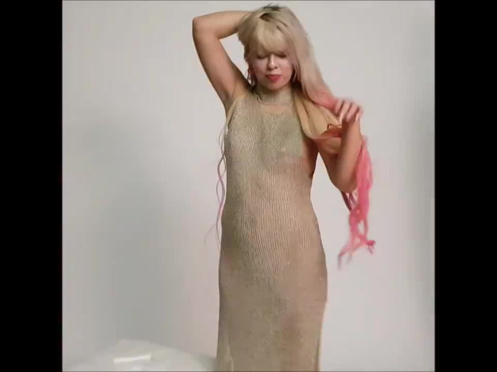 Svérázná modelka Galuszková se poprvé svlékla donaha!