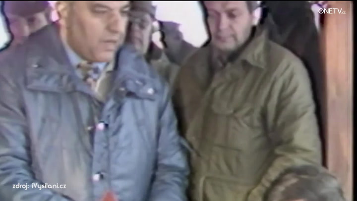 Dneska nemakačenkové dostávají přídavky, za totáče by šli rovnou do vězení! Co je správně?