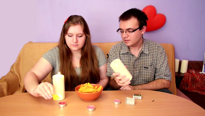 Tohle jste ještě nikdy neviděli! Koukněte, jak nachos hoří lépe než dřevo