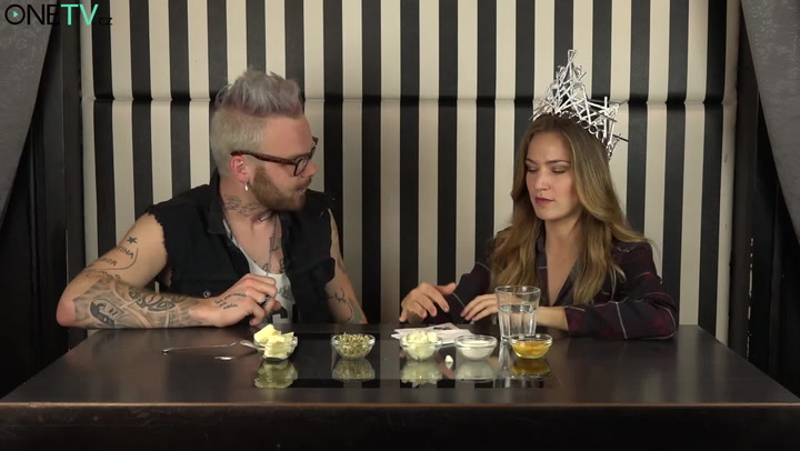 Tohle je nejhorší rozhovor nové České miss: Moderátor pořádně rozhodil krásnou Andreu