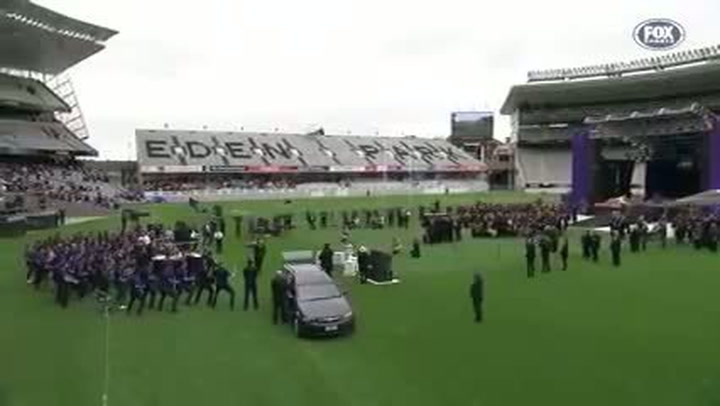 Tohle je poslední Haka na cestu rugbyové legendy! Chlapům jak hora tekly slzy