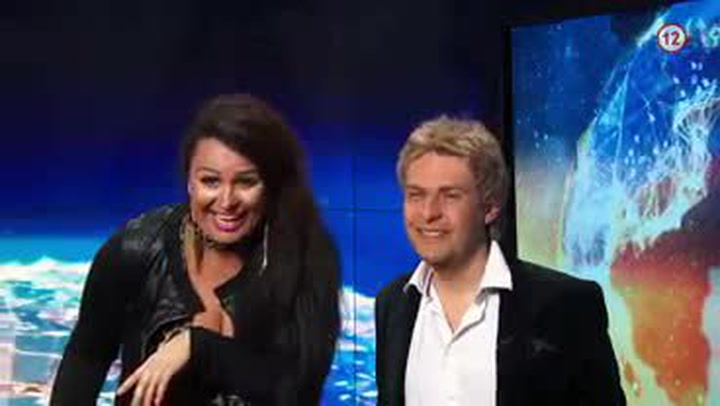 Slováci si utahují z opilé Sklovské a jejího manžela. Tohle se opravdu povedlo