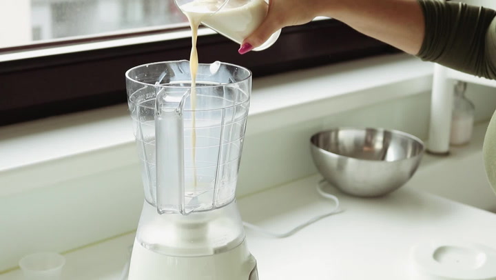 Zdraví ve skleničce: Jedno smoothie denně podle našeho receptu a chřipka nemá šanci!