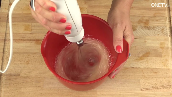 Ten nejlehčí dezert ze všech: Plněné citrony budete mít na stole za pár minut!