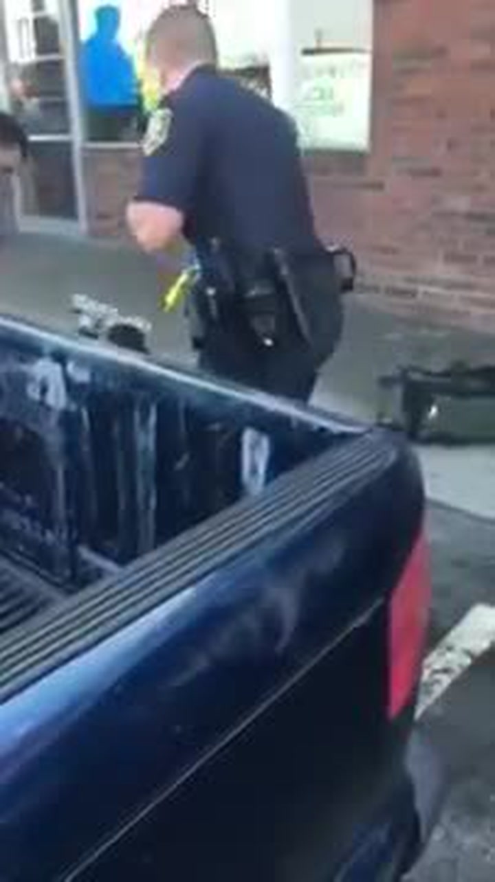 Děsivé účinky nové drogy Serenity: Z lidí na ulici dělá tahle náhražka marihuany zombie