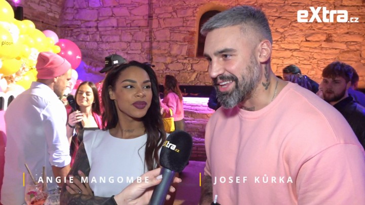 Hvězdy si vyrazily: Josef Kůrka se synem, nestárnoucí Sabina Laurinová či Michaela Tomešová